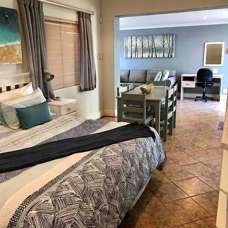 Cosy Private Cottage-Internet & Off Street Parking Port Elizabeth Extérieur photo