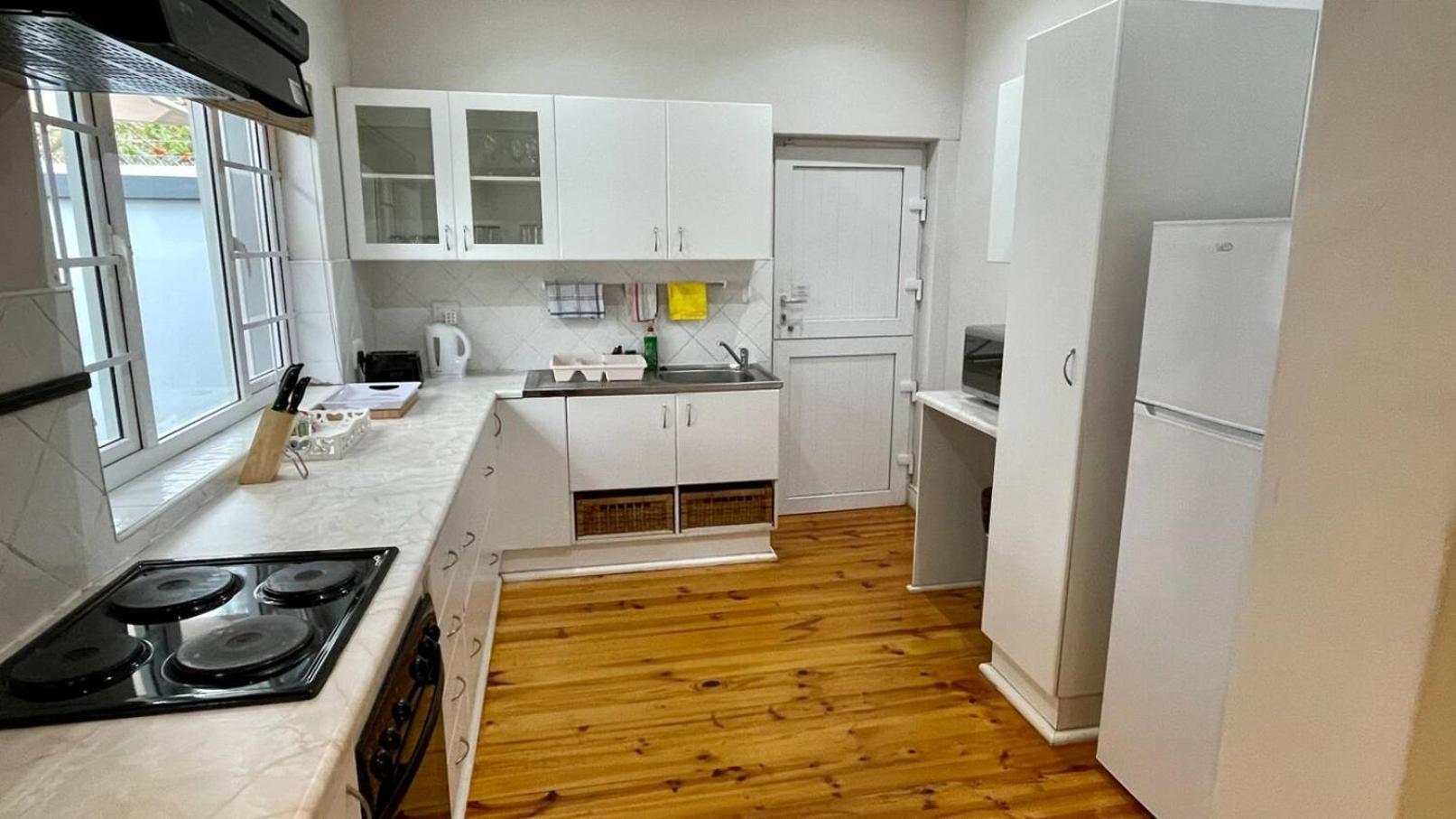 Cosy Private Cottage-Internet & Off Street Parking Port Elizabeth Extérieur photo
